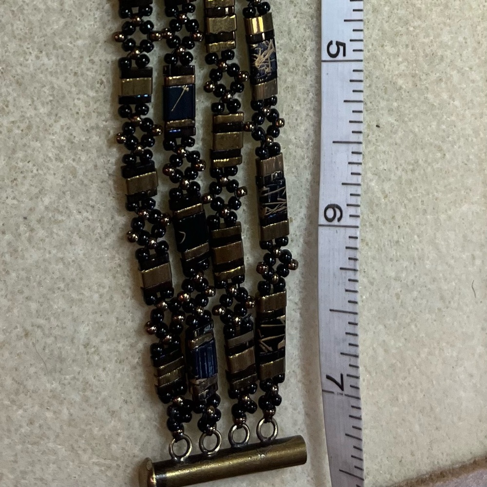 Elegant Black and Bronze Beaded Bracelet